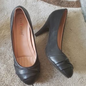 🧡2 for $25 elegant black pump size 8